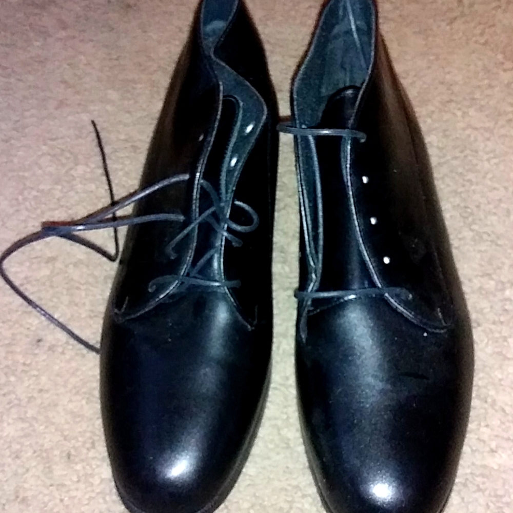 Black munro dress shoes